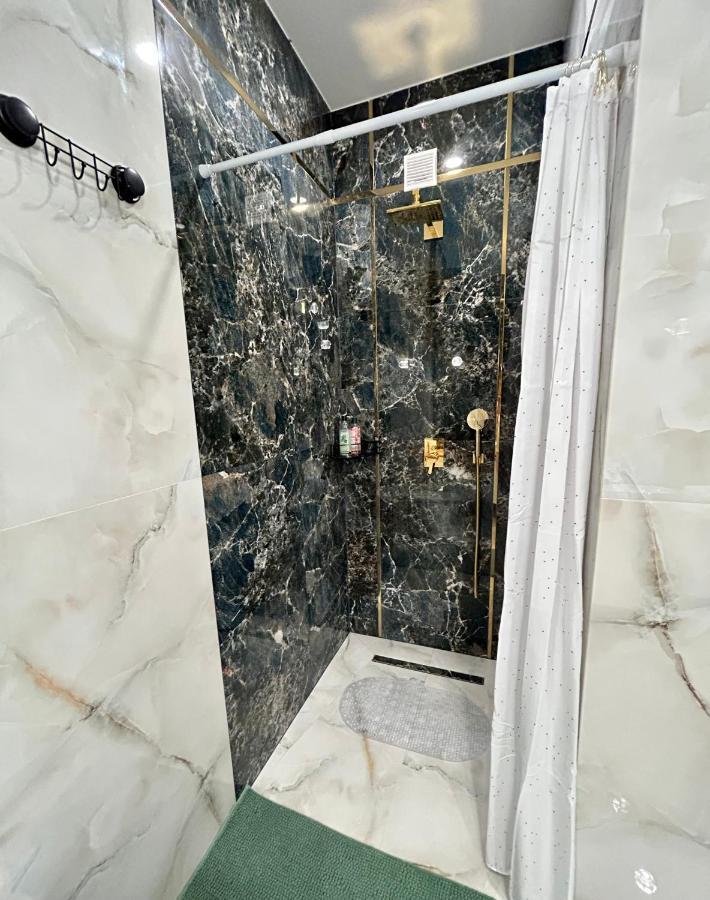 Premium Exclusive Suite Nowy Dwor Mazowiecki Luaran gambar